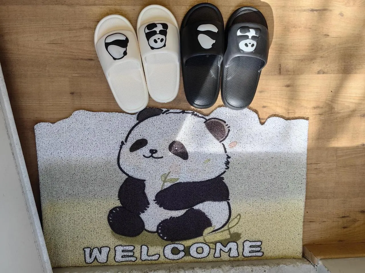Apartment Island Panda Paradise In Victoria